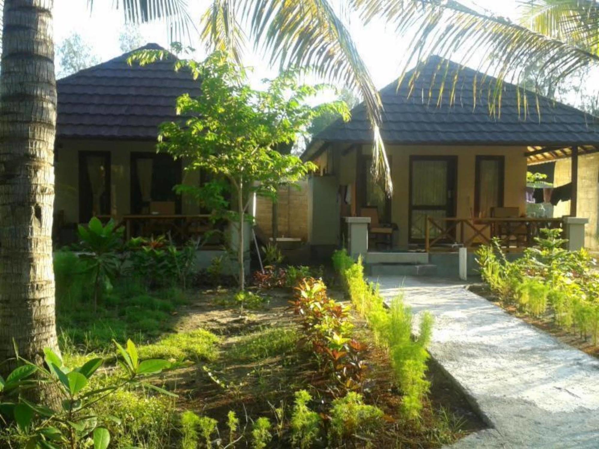 Fantastic Cottages Gili Meno Exteriör bild