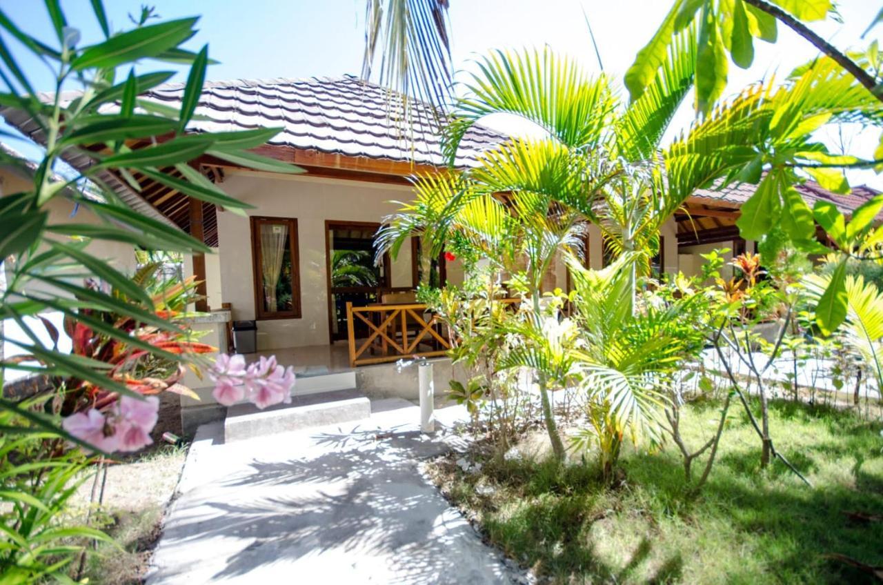 Fantastic Cottages Gili Meno Exteriör bild