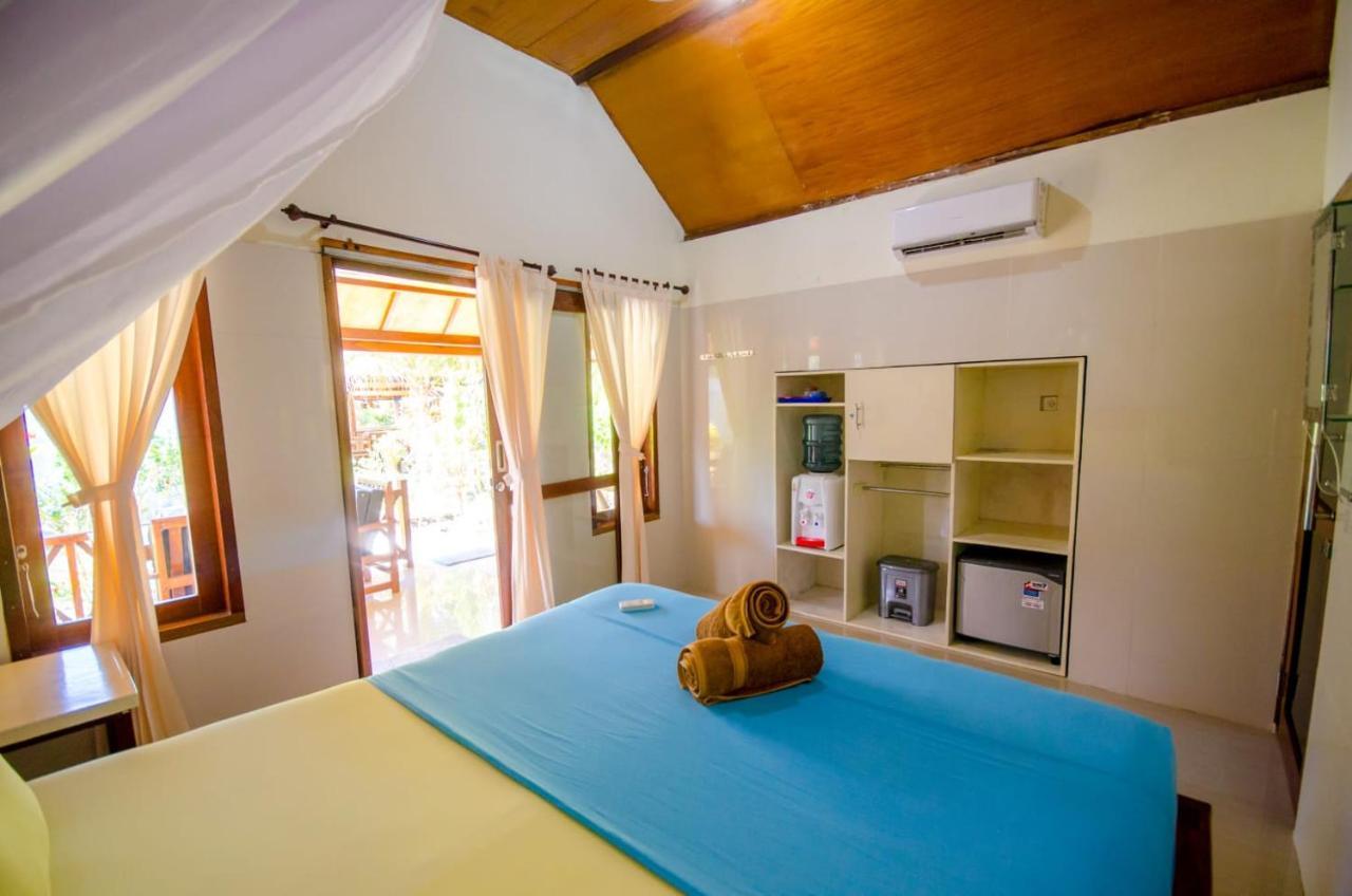 Fantastic Cottages Gili Meno Exteriör bild